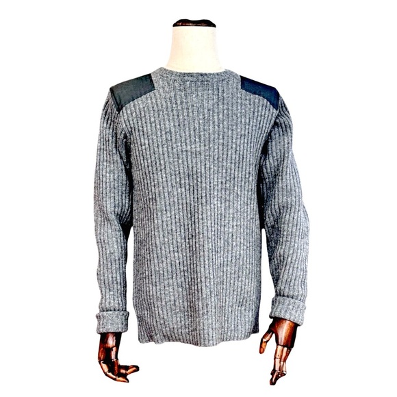 L.L. Bean Men’s Commando Crewneck Sweater. Gray. Large. NEW - Picture 3 of 16